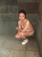 昨晚份的露出，有几张照片是路人拍滴～不过居然什么都没发生1