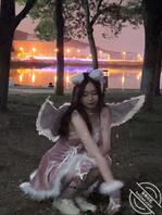 极品嫩大学生被偷拍，个个粉嫩极品