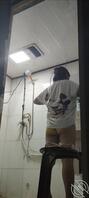 偷拍老妈洗澡
