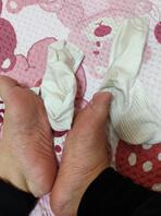 骚货女友的臭脚白袜1