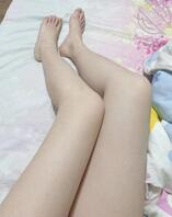 一位爸爸投稿 想要看脚脚和我的腿。开了美颜哟0