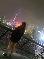 妓女老婆带着老公和野男人和假几把轮番上阵，3P1