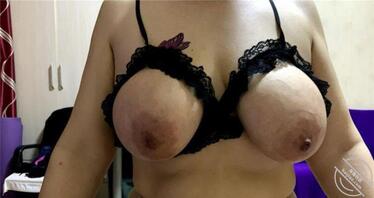 征集海友评论区意见，准备让母狗妈妈完成1个到2个任务，0