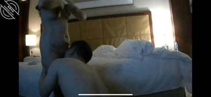 50岁熟女人妻穿上我喜欢的战袍＋白色半截袜。0