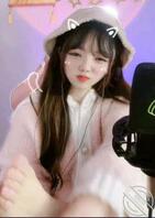 偷拍妹妹的美腿2