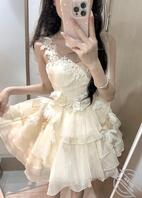 更新一下保持热度，今天是素蛋糕小公主裙0