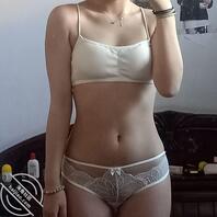 【原创】4 妹妹够性感吗？哥哥们的大鸡巴都过来吧