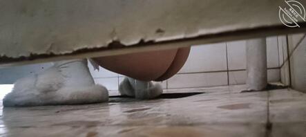 学校厕所偷拍有什么技巧吗1