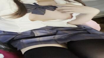 骚货眼睛妹jk正面后入都要艹才对射她兄弟们