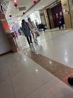 骚货街拍1