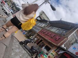 这肥臀看着真想狠狠地撞击