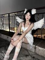 在宿舍无聊，有哥哥喜欢调我吗？评论来几个鸡大的2