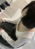 偷拍少女胸部走光0