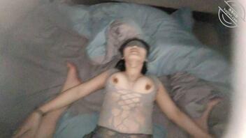 后入淫荡的骚货女友大屁股1