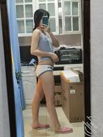 表妹自拍给我看1