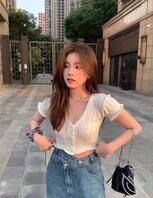 蚌埠龙子湖区大学城学生寻求女炮友，本人经常健身，身体素质好，有意留言