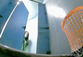 女衣黑高跟美艳少妇来事了，圆润的肥臀和洞开的肥鲍，妥妥的炮架