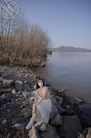 就喜欢把逼露出来---某特女神娜娜小姐的经典多场景大胆露出，张张经典21