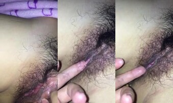 第一次上传，拍老婆小穴，听听这水声。