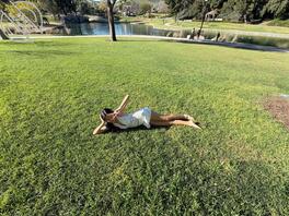 偷拍妹妹生活照0