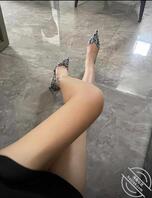 打胶射表姐的高跟鞋1