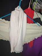 妈妈不在家，只能用她的内裤打一下了