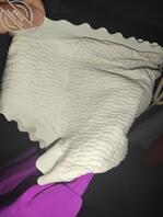 妈妈不在家，只能用她的内裤打一下了1