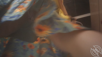 原创抄底：花长裙学生妹妹2