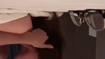 （4）骚嫂子怼脸叫床，对白听射了&ldquo;不要&hellip;不要停&rdquo;