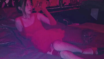 高跟丝袜红裙人妻 风韵犹存