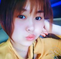 希望大鸡巴射屏姐姐骚脸0