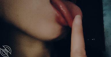 葡萄大不大，水粘不粘？（已成年）2