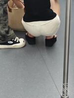 短裤小屁屁的小姐姐1