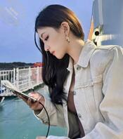 新婚少妇和前男友曝光，人妻被当狗玩弄口交猛干嫩逼