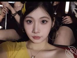 哥哥，不能进去，但可以射我脸上呗，我看着你打出来0