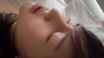 23岁混血美少女户外露出后庭开发潮喷吞精样样精通