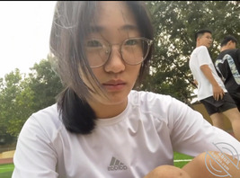 该死的欲望越来越强，每次练体育的女儿给我发照片后我就想背叛伦理道德（2）