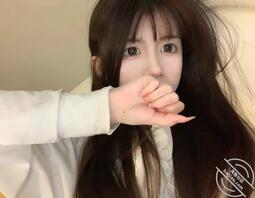 骚逼易得白虎难求（9）：异地女友逼痒难耐 远程勾引0