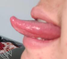 来看看弟弟的大鸡巴和完美身材吧2