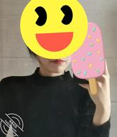 好痒啊，求哥哥们射给我看，好想要
