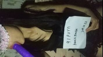 终于说服老婆配合拍视频