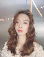 看到三姐手机里面的照片，我立马就硬了0