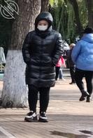 公园老头乐（这老逼好久没看见了第三张照片是这老逼长啥样太远不好拍）