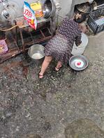 打胶某县城小餐馆臭脚熟女高跟鞋0