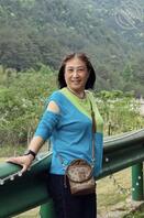 骚逼妈妈，奶子真大