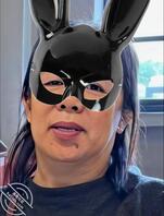 真实偷拍骚岳母洗澡（没想到岳母的奶子还蛮嫩的）