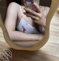 （想操表妹）想拿下上大学的表妹，请各位支招。