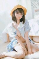 贫乳小萝莉 这样你爱不爱0