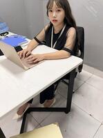 现场直播舅妈扣脚我看硬了 先天OL圣体