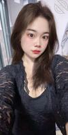 这是我姐姐，谁想操她？